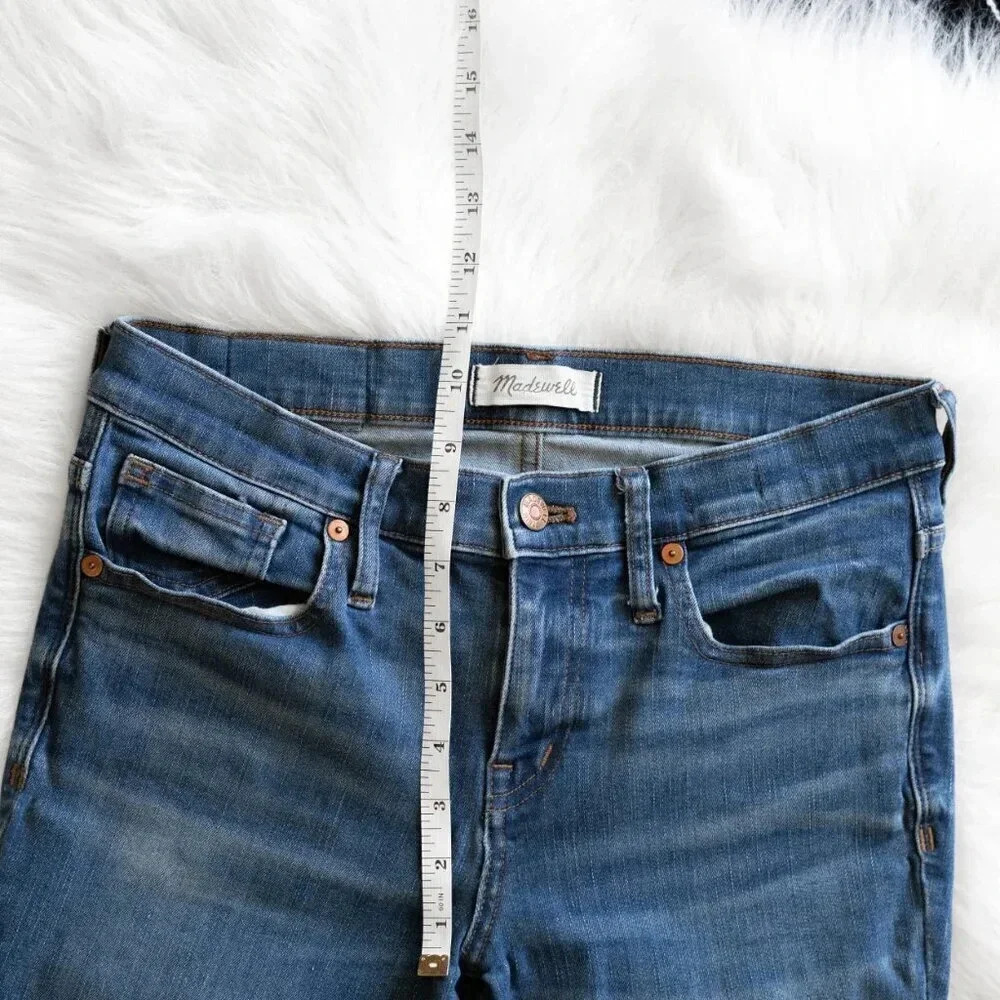 Madewell Skinny Jeans Women’s Size 28 | 8” Mid Rise Medium Blue Wash Denim - Picture 5 of 6